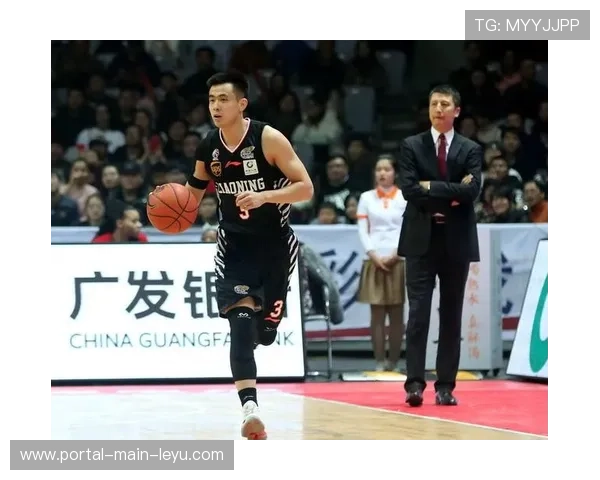 瓜迪奥拉的战术实验:当锋线失灵时后卫前插的得分效率 瓜迪奥拉的战术实验:当锋线失灵时后卫前插的得分效率